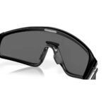 عینک OAKLEY Latch Panel