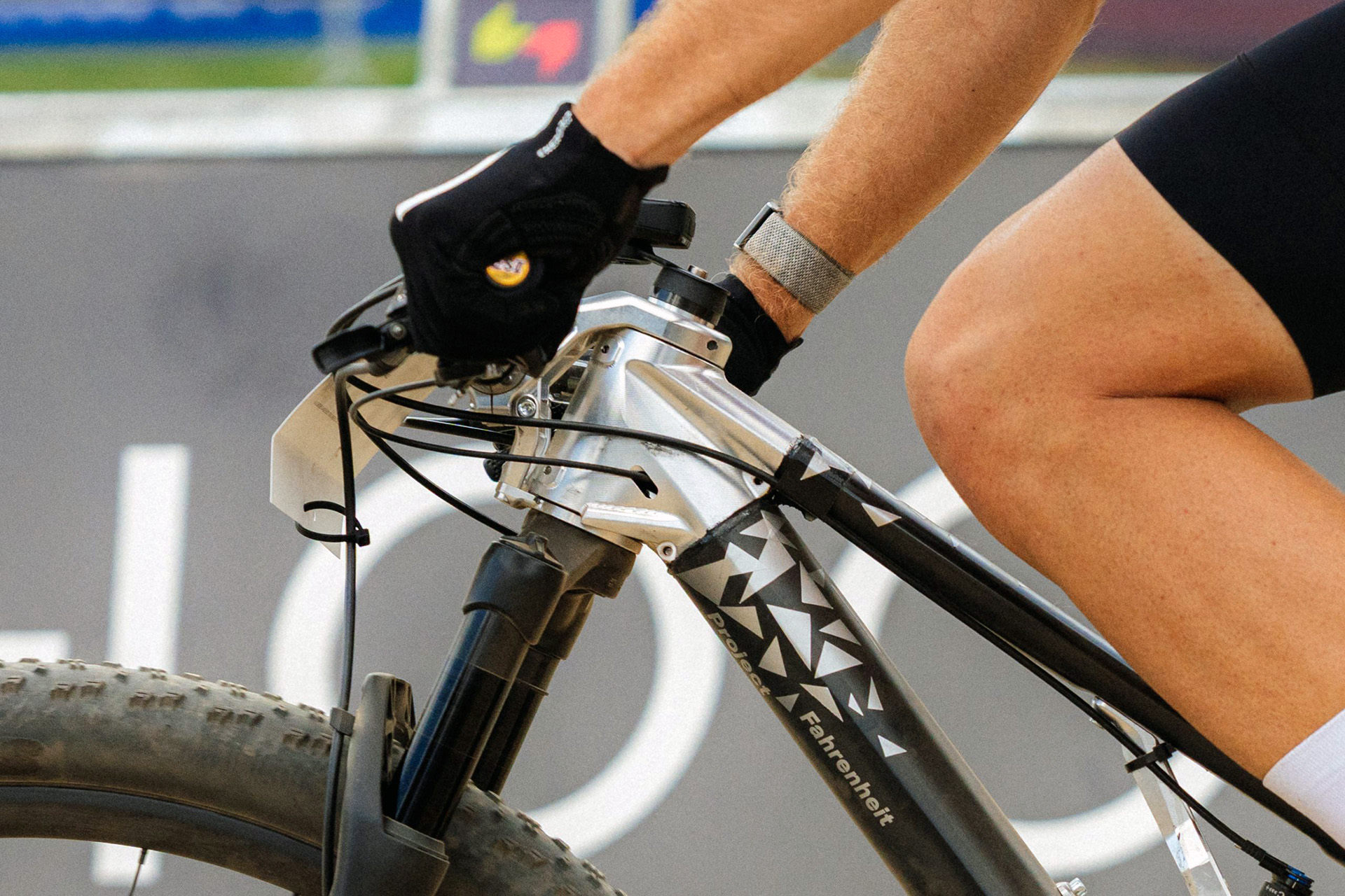 هدست دوچرخه 32 اینچ BMC در مسابقات کراس کانتری