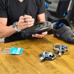 پل پدال کوهستان SHIMANO SM‑SH56 نصب شده بر روی کفش